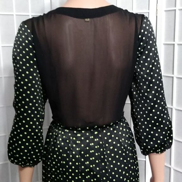 Adorable Black Dress W/ Green Polka Dots And Poofy Slit Half Sleeves - Picture 2 of 15